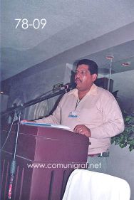 Foto 78-09 - Arturo Adona Castro de Cajas de Micro de León, Gto. en el Encuentro Nacional de Negocios Gráficos (Pymes) realizado del 22 al 24 de Septiembre 2005 en el Hotel La Nueva Estancia de la ciudad de León, Gto. México.