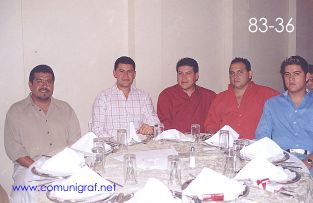 Foto 83-36 - Asistentes no identificados en la Comida Baile del día del Impresor de Canagraf Guanajuato, realizada el 24 de Septiembre 2005 en el Hotel La Nueva Estancia de la Ciudad de León, Guanajuato México