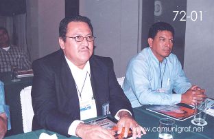 Foto 72-01 - Francisco Javier Izquierdo Rosique de Canagraf Tabasco y persona no identificada en el Encuentro Nacional de Negocios Gráficos (Pymes) realizado del 22 al 24 de Septiembre 2005 en el Hotel La Nueva Estancia de la ciudad de León, Gto. México