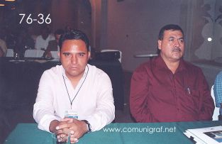 Foto 76-36 - Raymundo Espinoza Becerra (izq) en el Encuentro Nacional de Negocios Gráficos (Pymes) realizado del 22 al 24 de Septiembre 2005 en el Hotel La Nueva Estancia de la ciudad de León, Gto. México