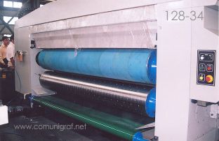 Foto 128-34 - Grandes rodillos de una Máquina SRPACK para impresión y suajado de de cartón corrugado en la empresa Shanghai DinLong Machinery Co. Ltd de Shanghai, China - 13-Junio-2006